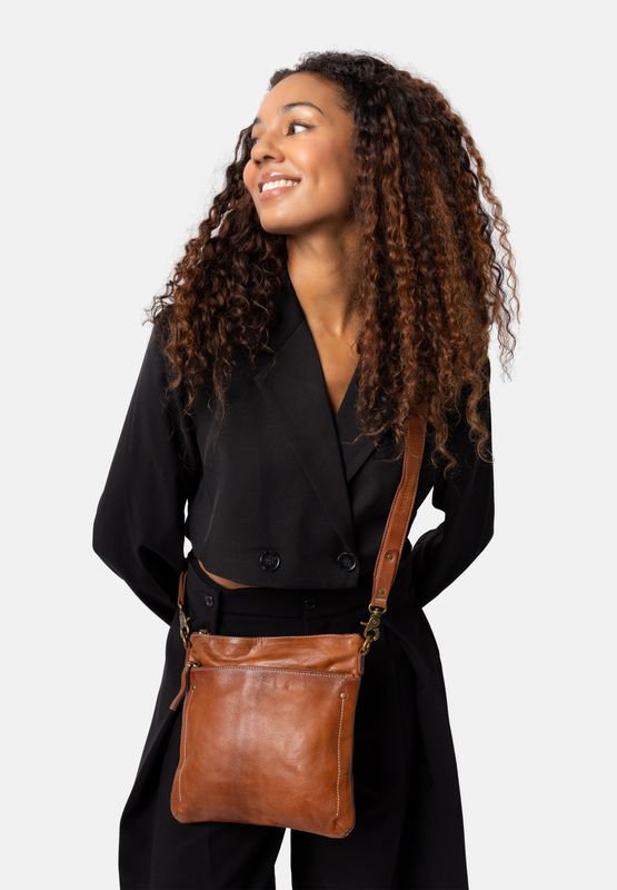 RE:Designed Jara Urban Big Walnut