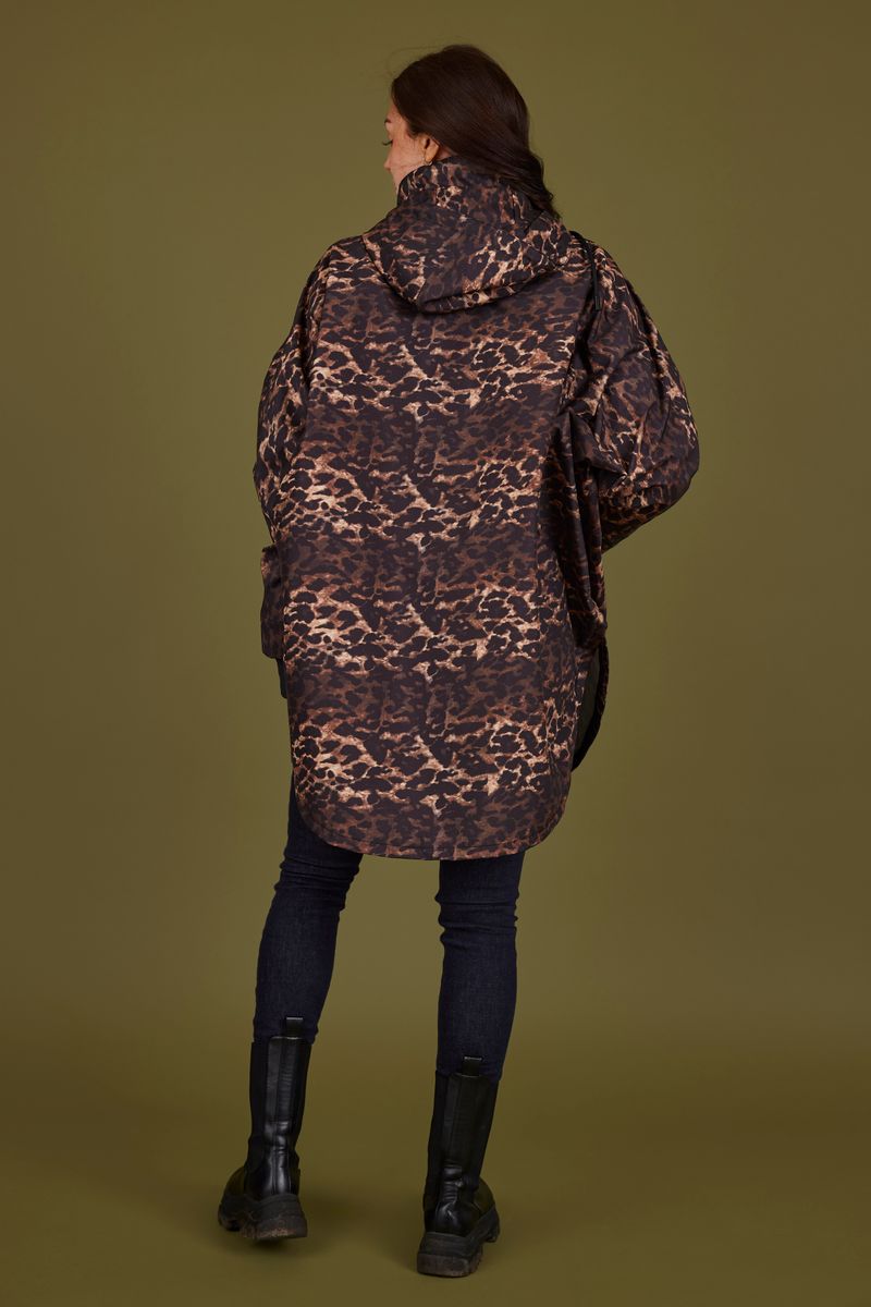 Normann Coat Cape2 i Leo