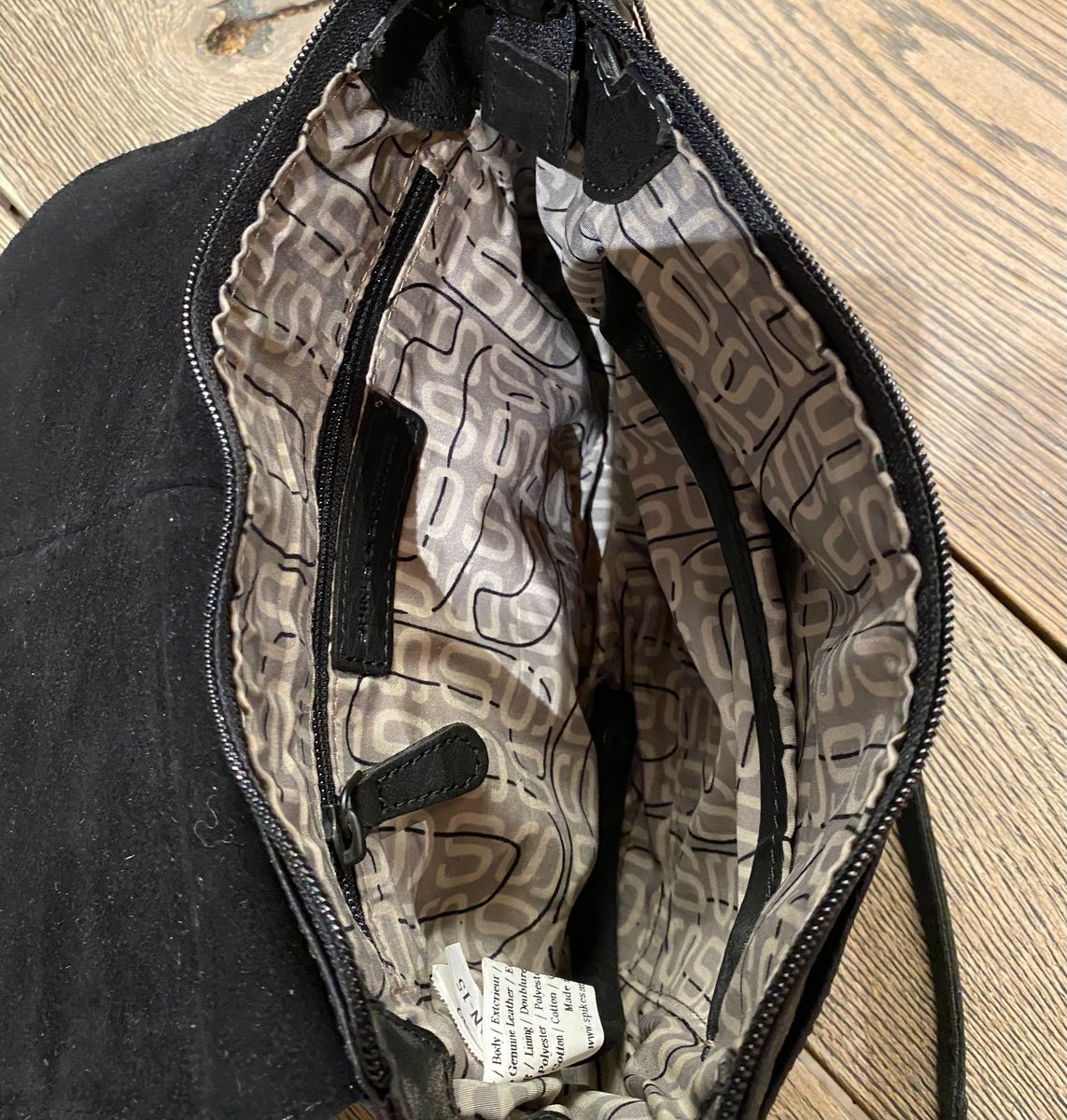 S & S Crossover Black