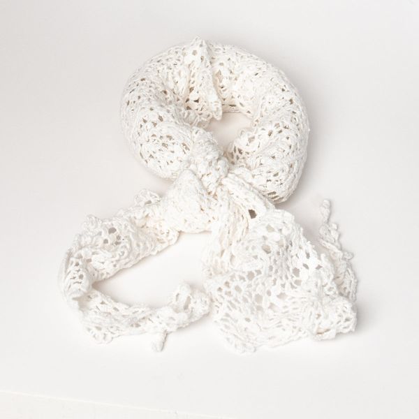 Hovedbilde Rosenvinge Heklet Lite Triangel Skjerf Hvit